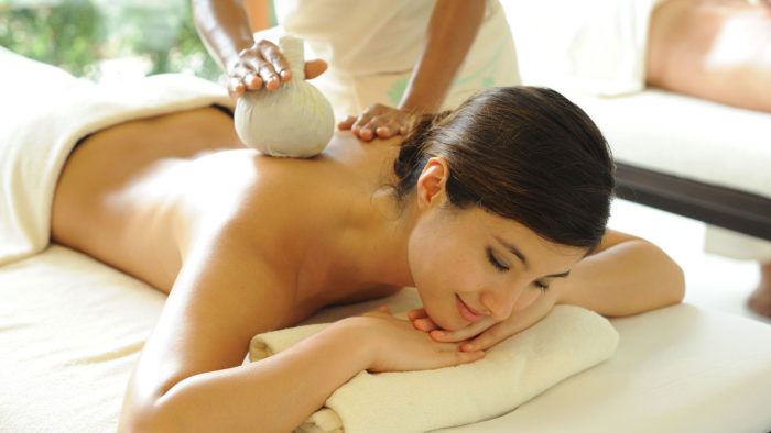 Maihom Thai Massagen Kräuterstempel-Massage www.maihom.de